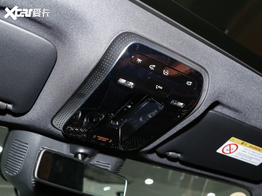 2023��YGLC GLC 300 L 4MATIC ���A�� 7��