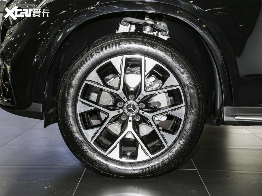 2023YGLC GLC 260 L 4MATIC A 7