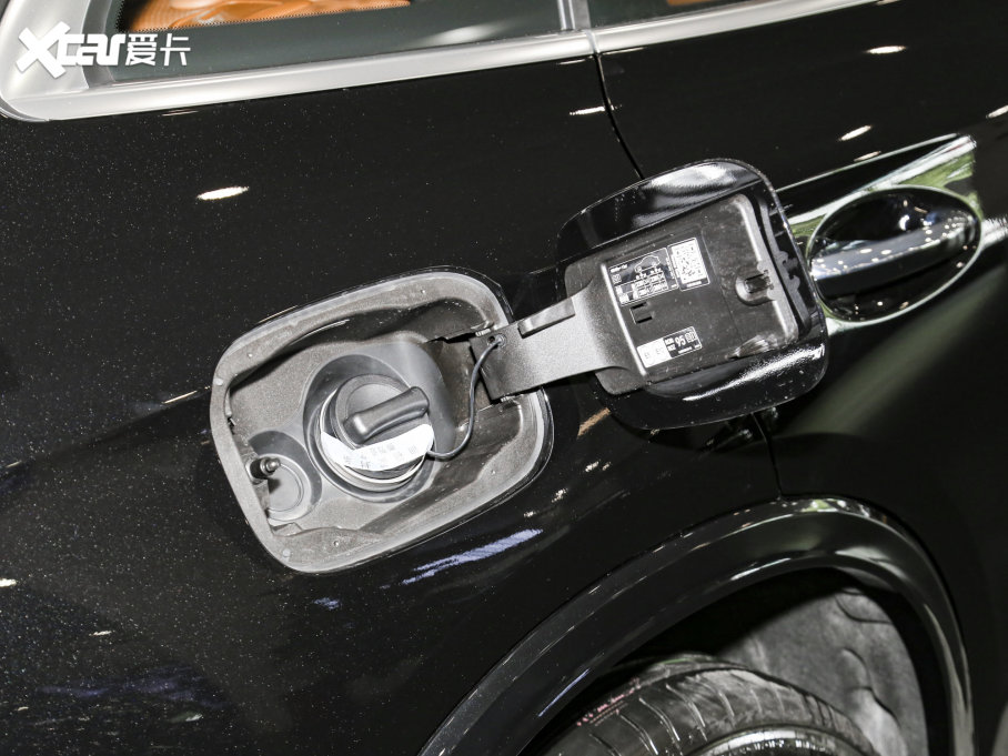 2023YGLC GLC 260 L 4MATIC A 7