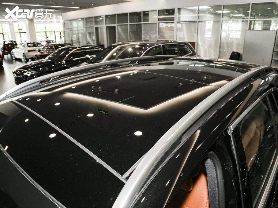 2023YGLC GLC 260 L 4MATIC A 7