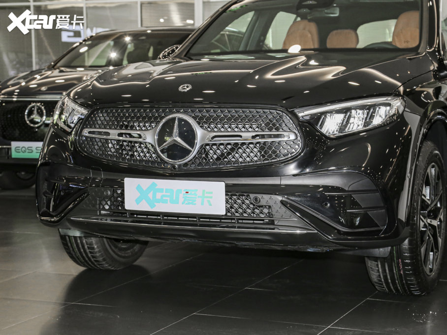 2023YGLC GLC 260 L 4MATIC A 7