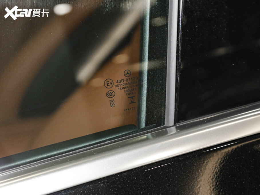 2023YGLC GLC 260 L 4MATIC A 7