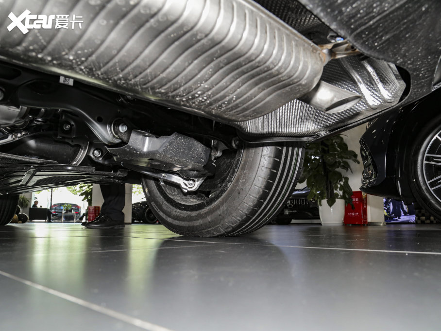 2023YGLC GLC 260 L 4MATIC A 7