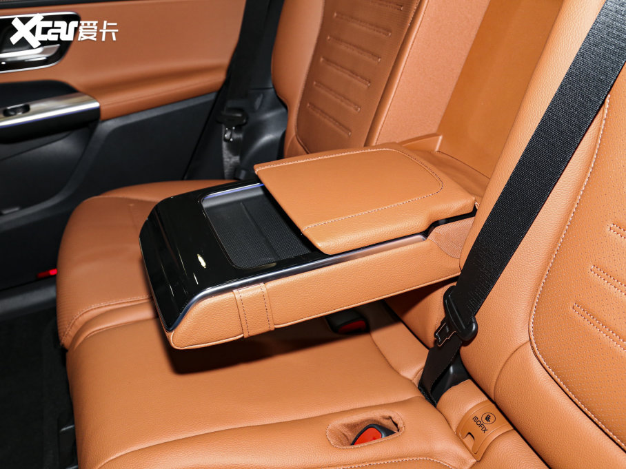 2023��YGLC GLC 260 L 4MATIC ���A�� 7��