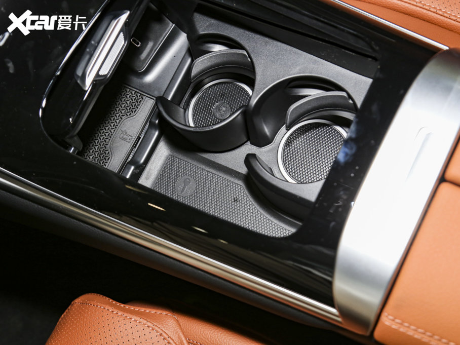 2023��YGLC GLC 260 L 4MATIC ���A�� 7��