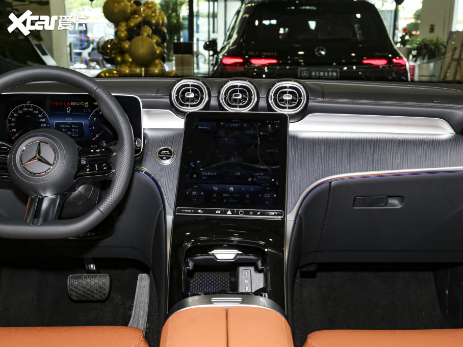 2023YGLC GLC 260 L 4MATIC A 7