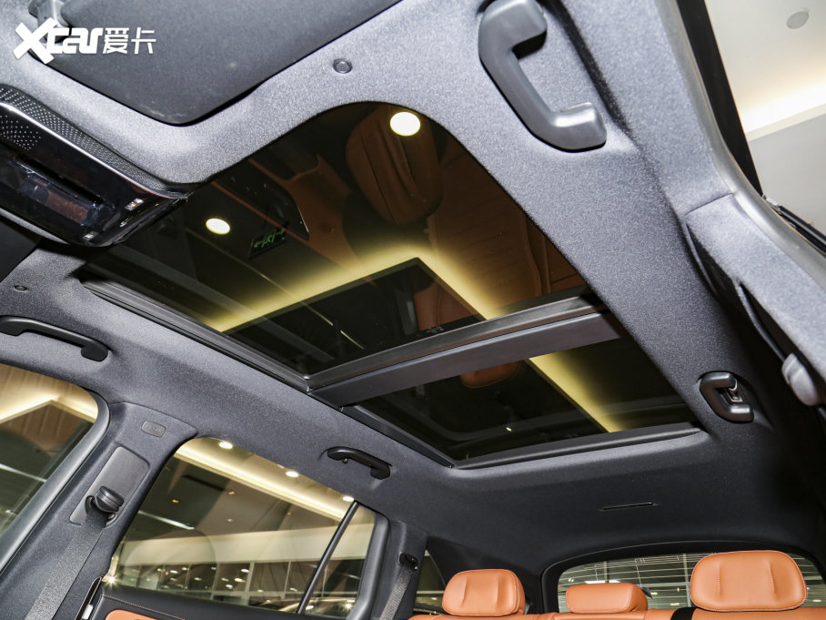 2023YGLC GLC 260 L 4MATIC A 7