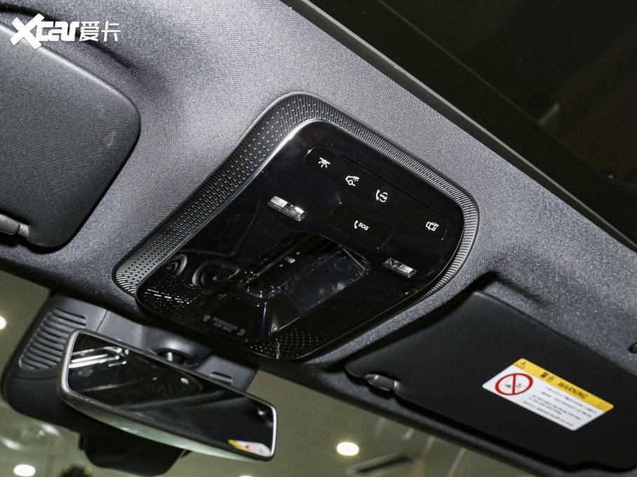 2023YGLC GLC 260 L 4MATIC A 7