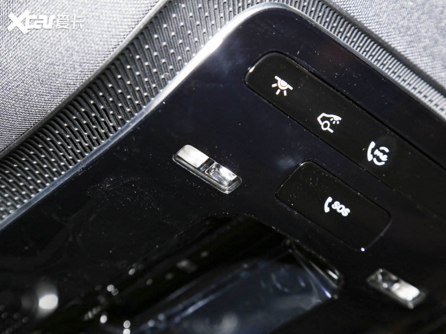 2023YGLC GLC 260 L 4MATIC A 7