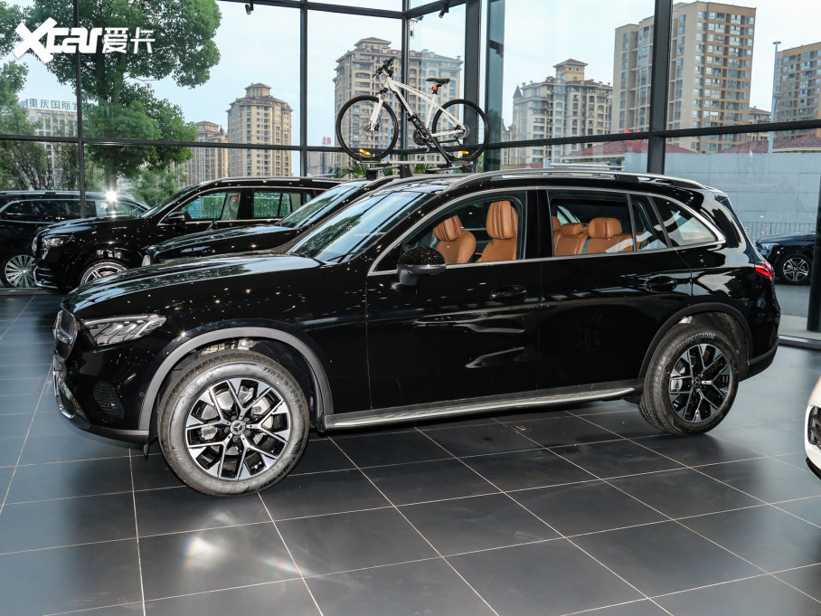 2023YGLC GLC 260 L 4MATIC Ӹ 7