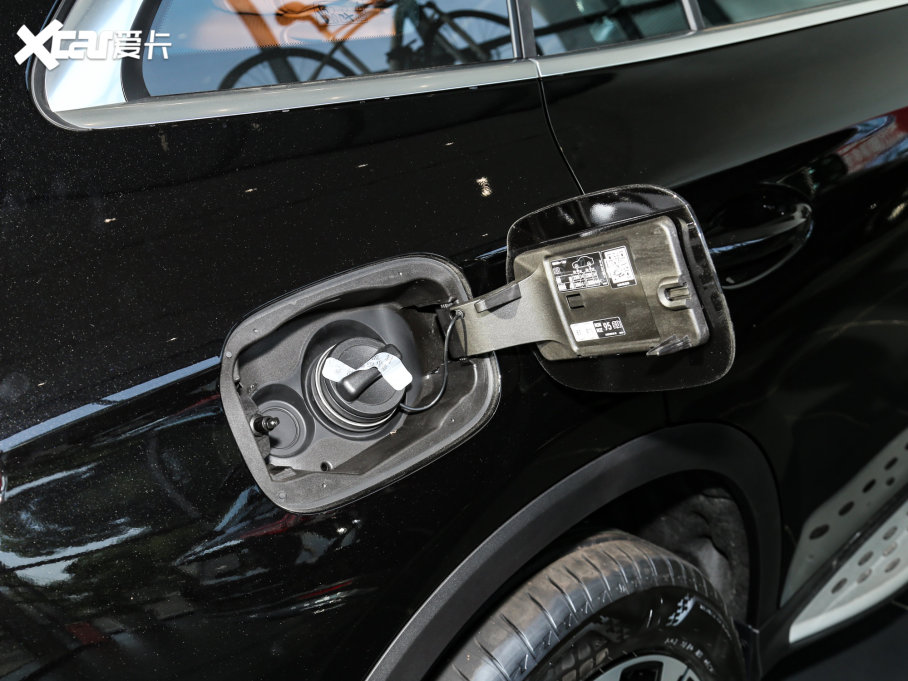 2023YGLC GLC 260 L 4MATIC Ӹ 7