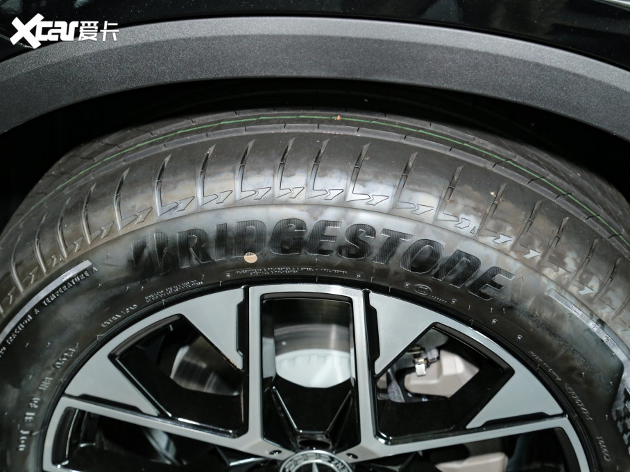 2023��YGLC GLC 260 L 4MATIC �Ӹ��� 7��