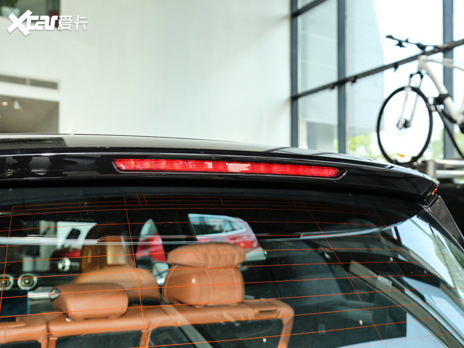 2023YGLC GLC 260 L 4MATIC Ӹ 7