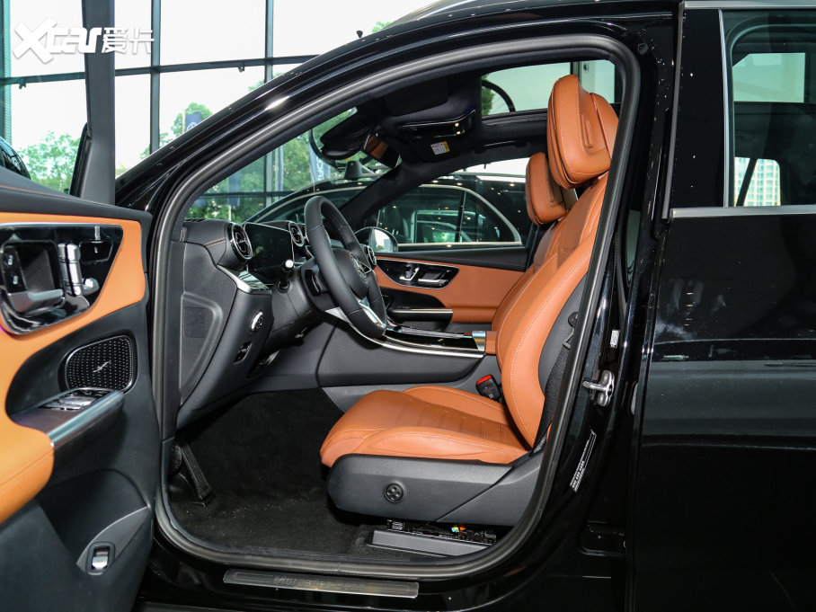 2023YGLC GLC 260 L 4MATIC Ӹ 7