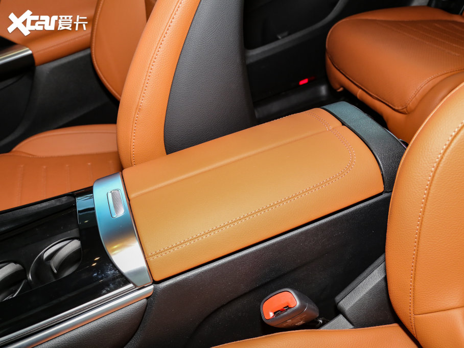 2023YGLC GLC 260 L 4MATIC Ӹ 7