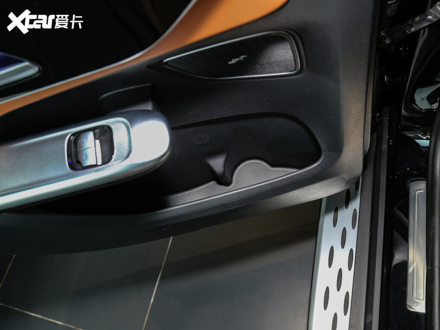 2023YGLC GLC 260 L 4MATIC Ӹ 7