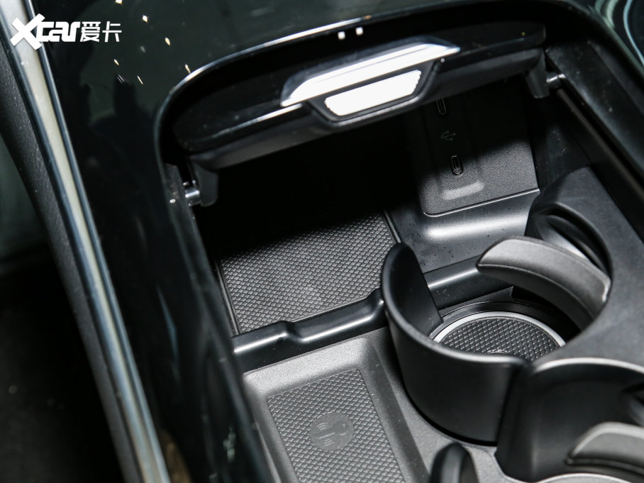 2023YGLC GLC 260 L 4MATIC Ӹ 7