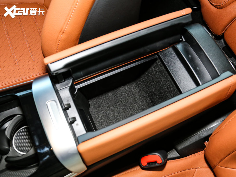 2023YGLC GLC 260 L 4MATIC Ӹ 7