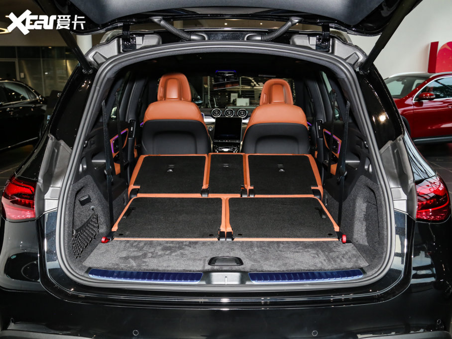 2023YGLC GLC 260 L 4MATIC Ӹ 7