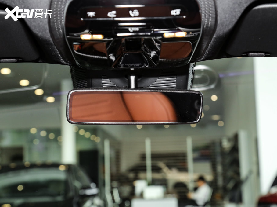 2023��YGLC GLC 260 L 4MATIC �Ӹ��� 7��