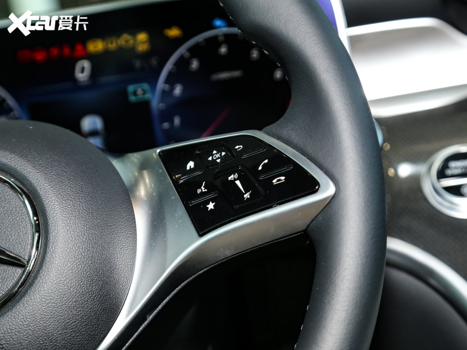 2023��YGLC GLC 260 L 4MATIC �Ӹ��� 7��