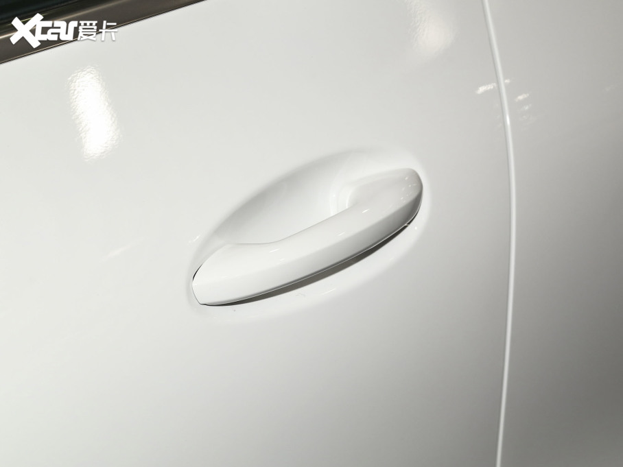 2023YGLC GLC 260 L 4MATIC Ӹ 5