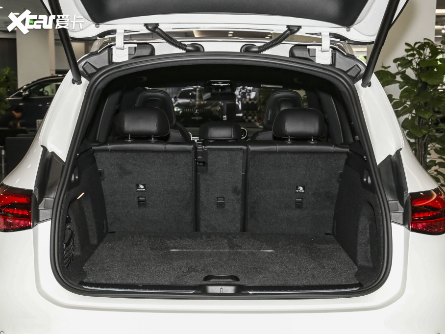 2023YGLC GLC 260 L 4MATIC Ӹ 5