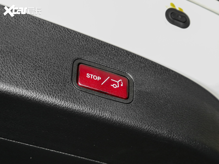 2023YGLC GLC 260 L 4MATIC (dng) 5