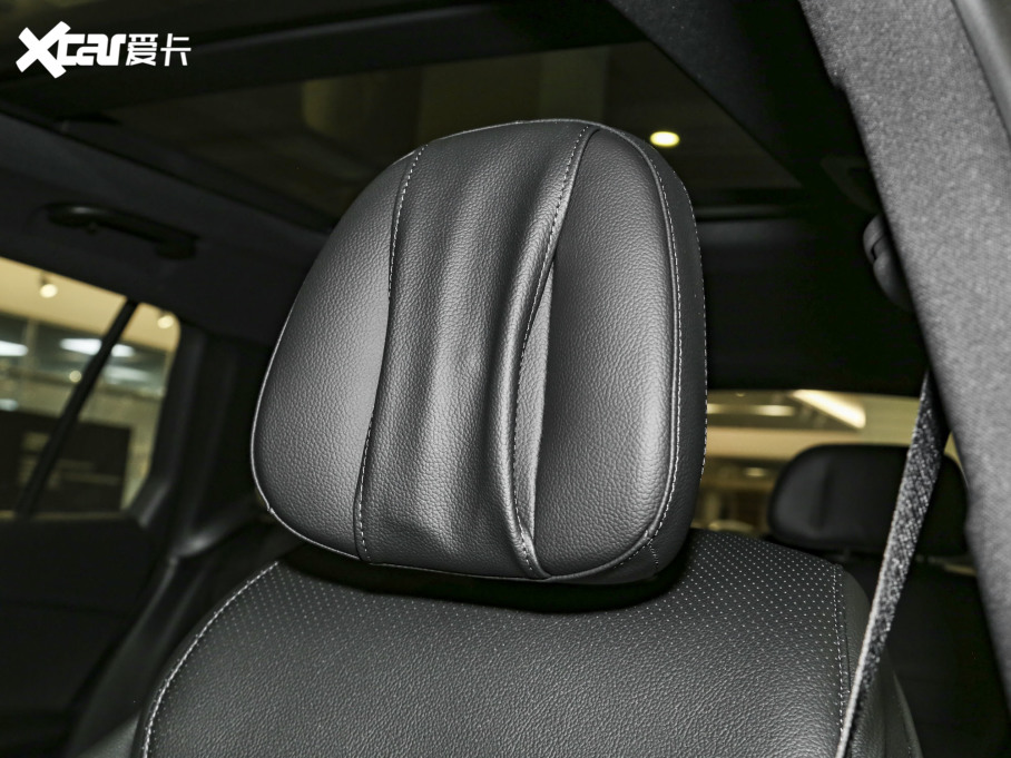 2023YGLC GLC 260 L 4MATIC Ӹ 5