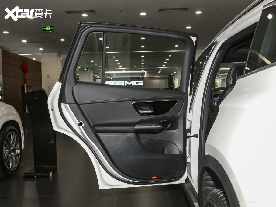 2023YGLC GLC 260 L 4MATIC Ӹ 5