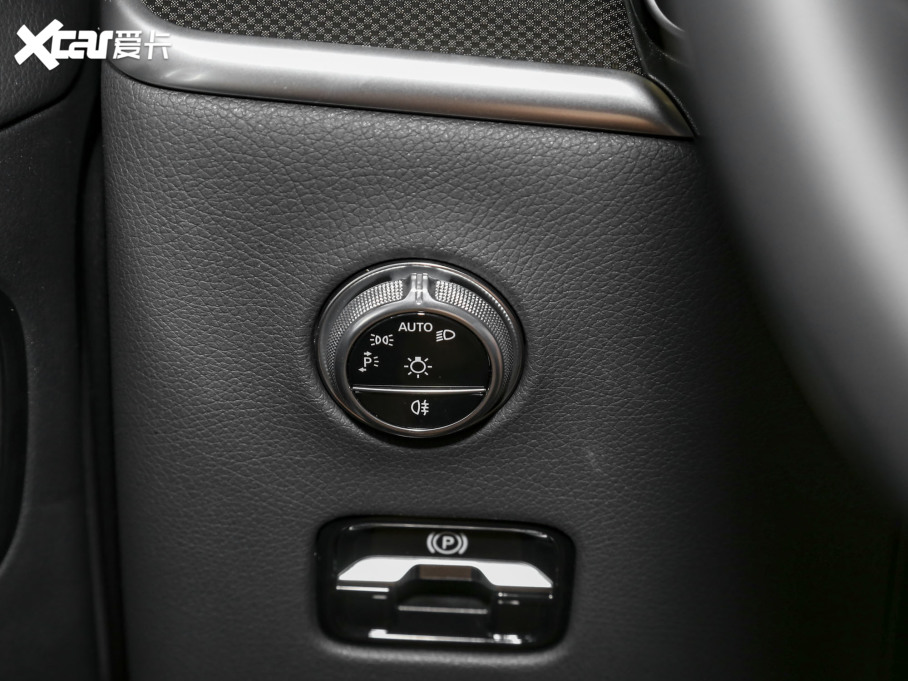 2023YGLC GLC 260 L 4MATIC (dng) 5