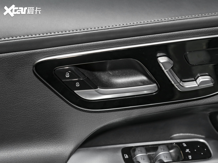 2023YGLC GLC 260 L 4MATIC Ӹ 5