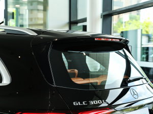 2023GLC 300 L 4MATIC Ӹ 7 ^
