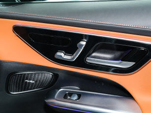 2023GLC 300 L 4MATIC Ӹ 7 g