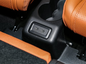 2023GLC 300 L 4MATIC Ӹ 7 g