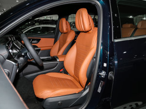 2023款GLC 300 L 4MATIC 豪华型 7座 主驾驶座椅
