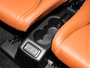 2023GLC 300 L 4MATIC A 7 g