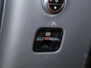 2023GLC 300 L 4MATIC A 7 v܇Ƅ