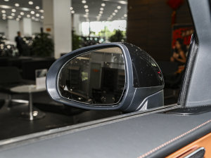 2023GLC 260 L 4MATIC A 7 ^