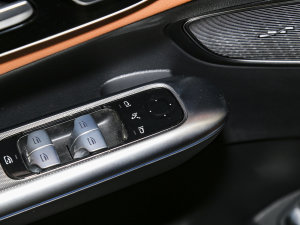 2023GLC 260 L 4MATIC A 7 п؅^(q)