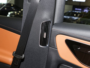 2023GLC 260 L 4MATIC A 7 п؅^(q)