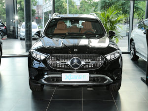 2023款GLC 260 L 4MATIC 动感型 7座 正前