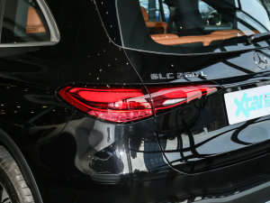 2023款GLC 260 L 4MATIC 动感型 7座 尾灯