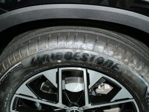 2023GLC 260 L 4MATIC Ӹ 7 ݆̥Ʒ