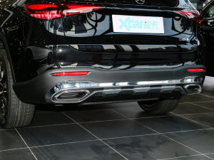 2023GLC 260 L 4MATIC Ӹ 7 ^