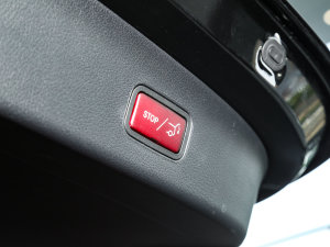 2023GLC 260 L 4MATIC Ӹ 7 g