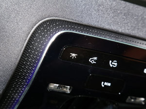 2023GLC 260 L 4MATIC Ӹ 7 п؅^