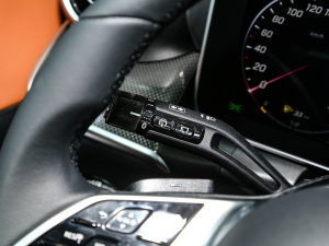 2023GLC 260 L 4MATIC Ӹ 7 п؅^