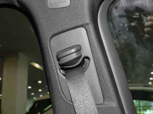 2023款GLC 260 L 4MATIC 动感型 5座 空间座椅