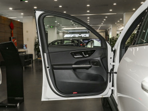 2023GLC 260 L 4MATIC Ӹ 5 {λ܇T